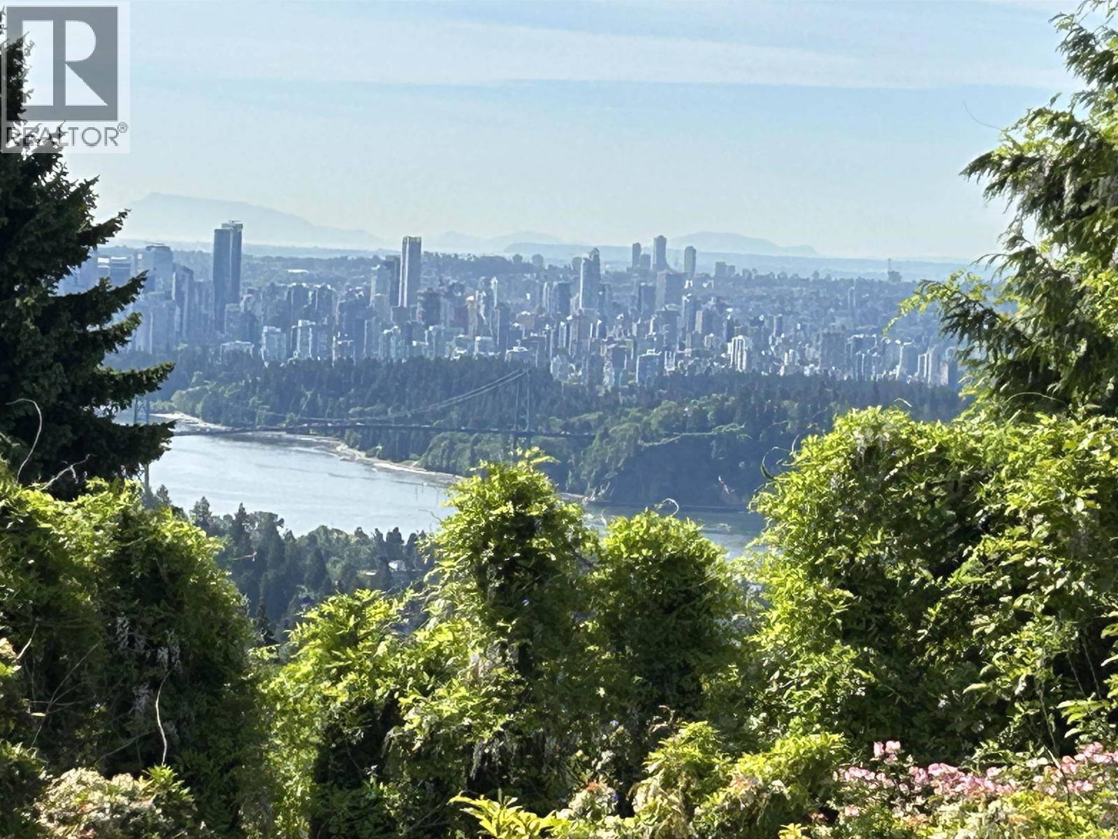 1378 CHARTWELL DRIVE, West Vancouver
