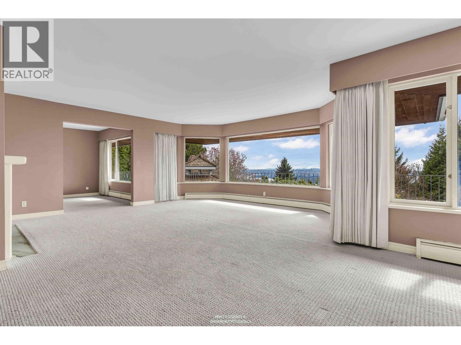 1378 CHARTWELL DRIVE, West Vancouver
