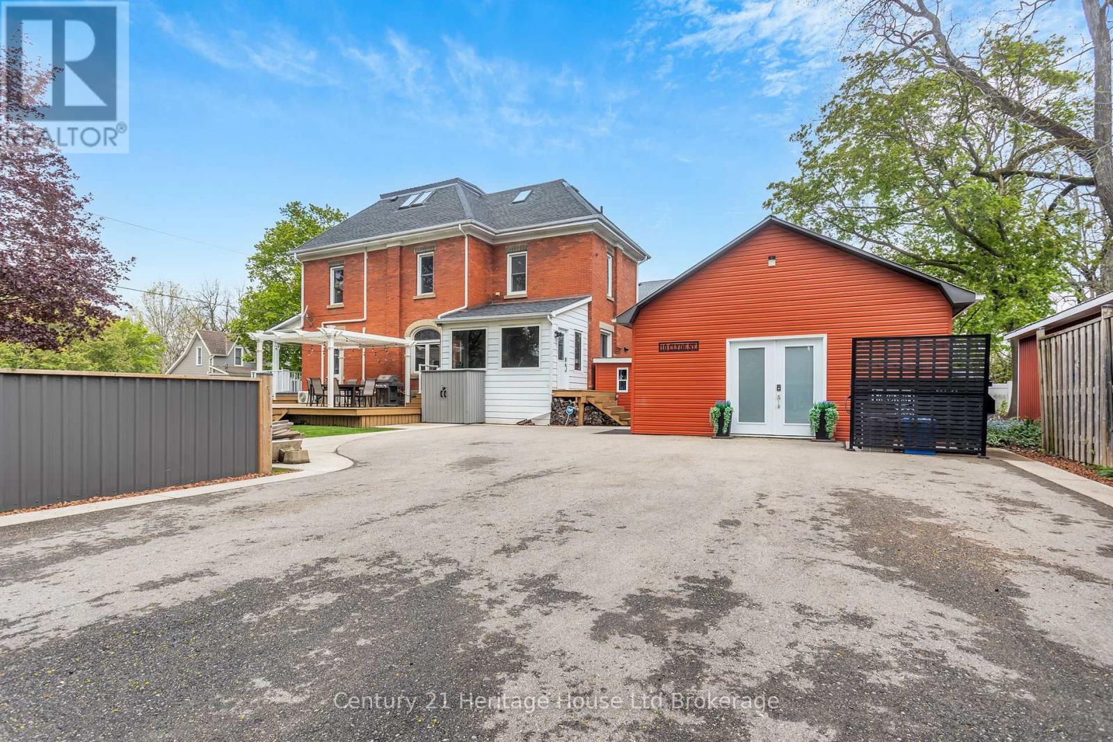 10 CLYDE STREET - 39