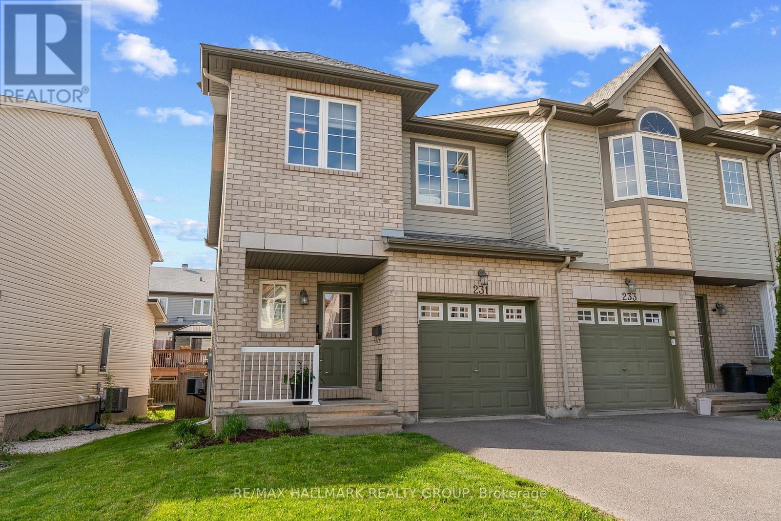 231 ROLLING MEADOW CRESCENT - 1