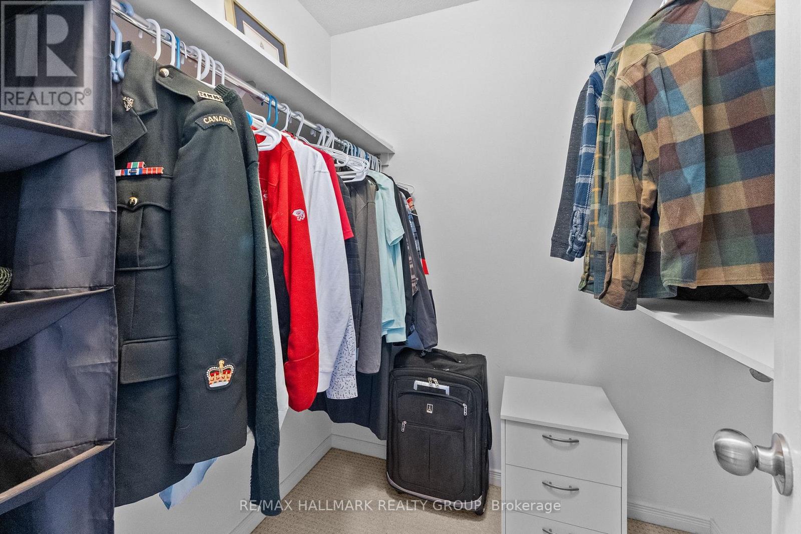 231 ROLLING MEADOW CRESCENT - 33