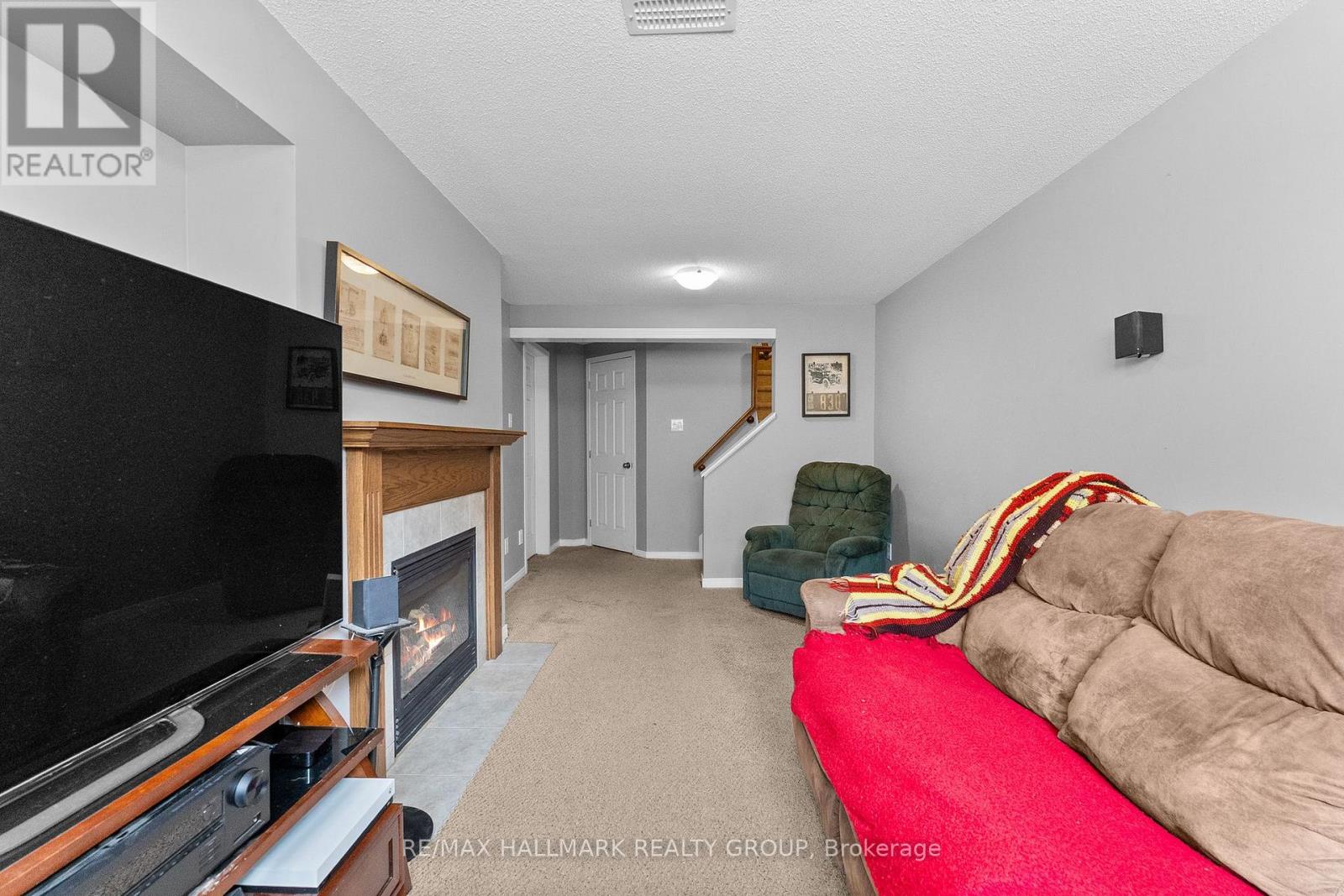231 ROLLING MEADOW CRESCENT - 42
