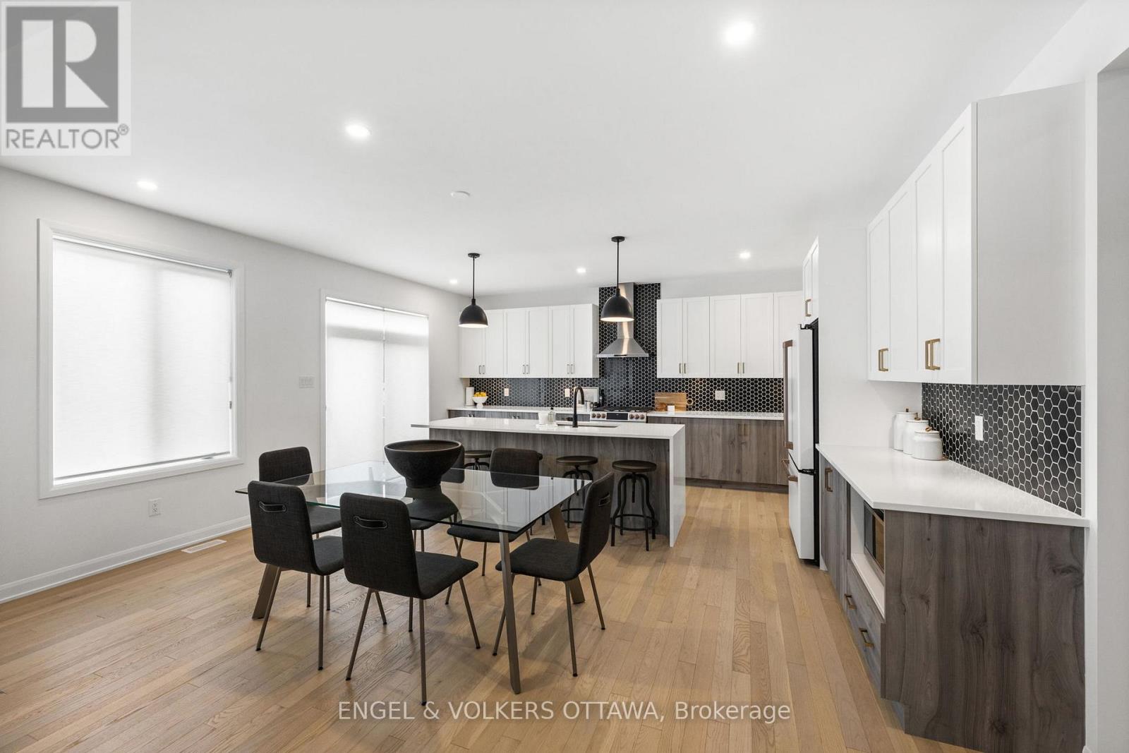 612 RIBBON STREET - 10
