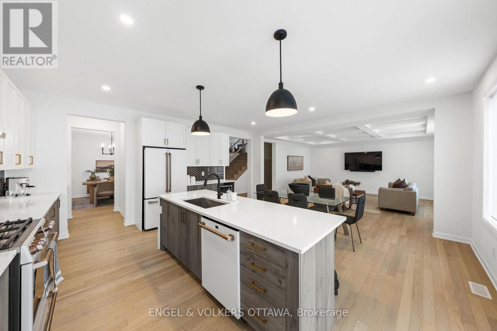 612 RIBBON STREET - 13