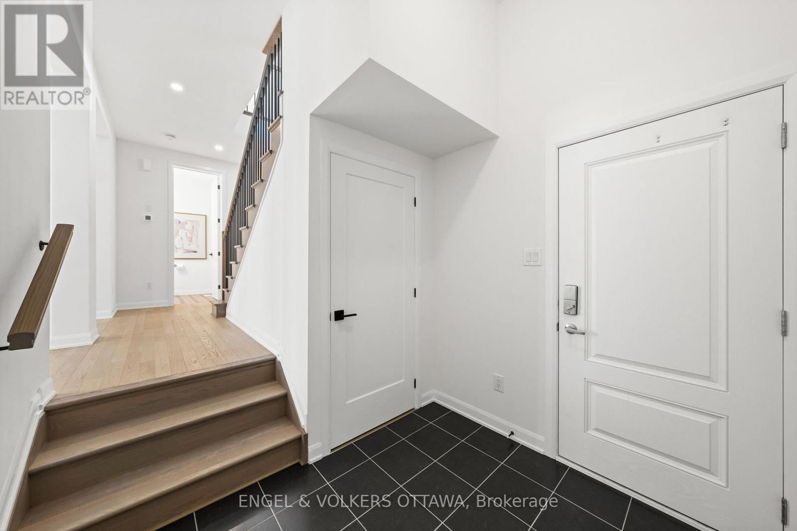 612 RIBBON STREET - 23
