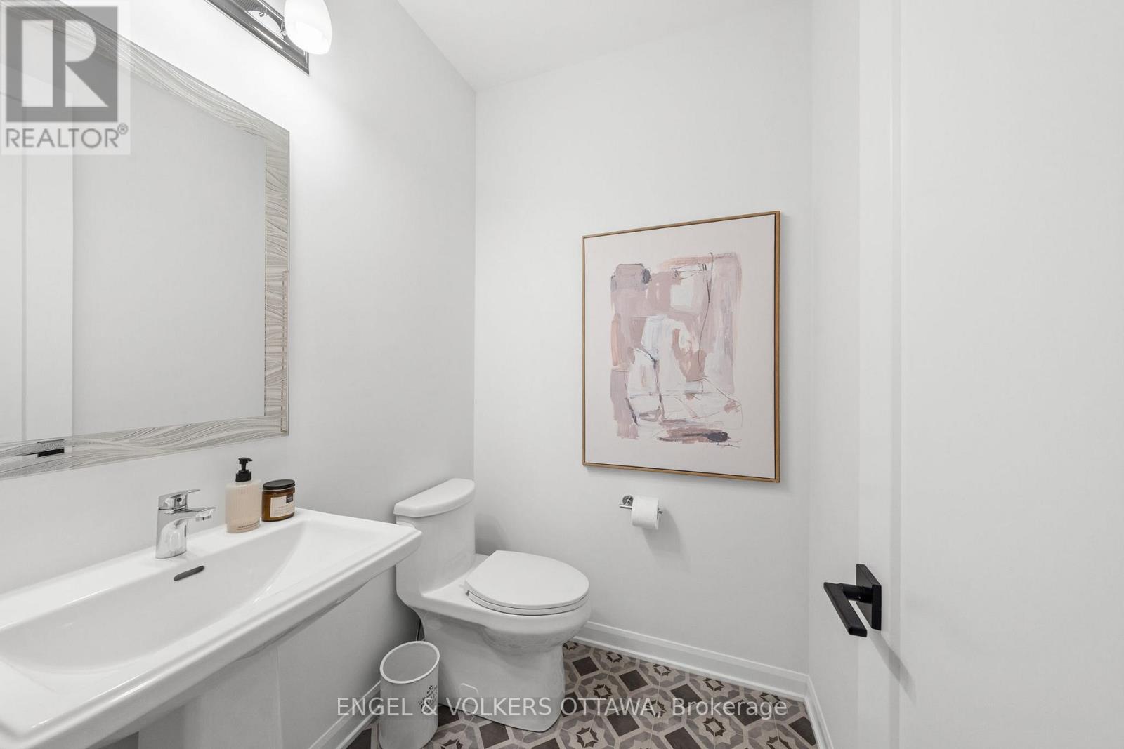 612 RIBBON STREET - 24