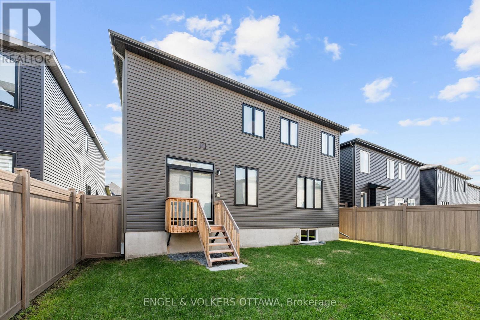 612 RIBBON STREET - 47