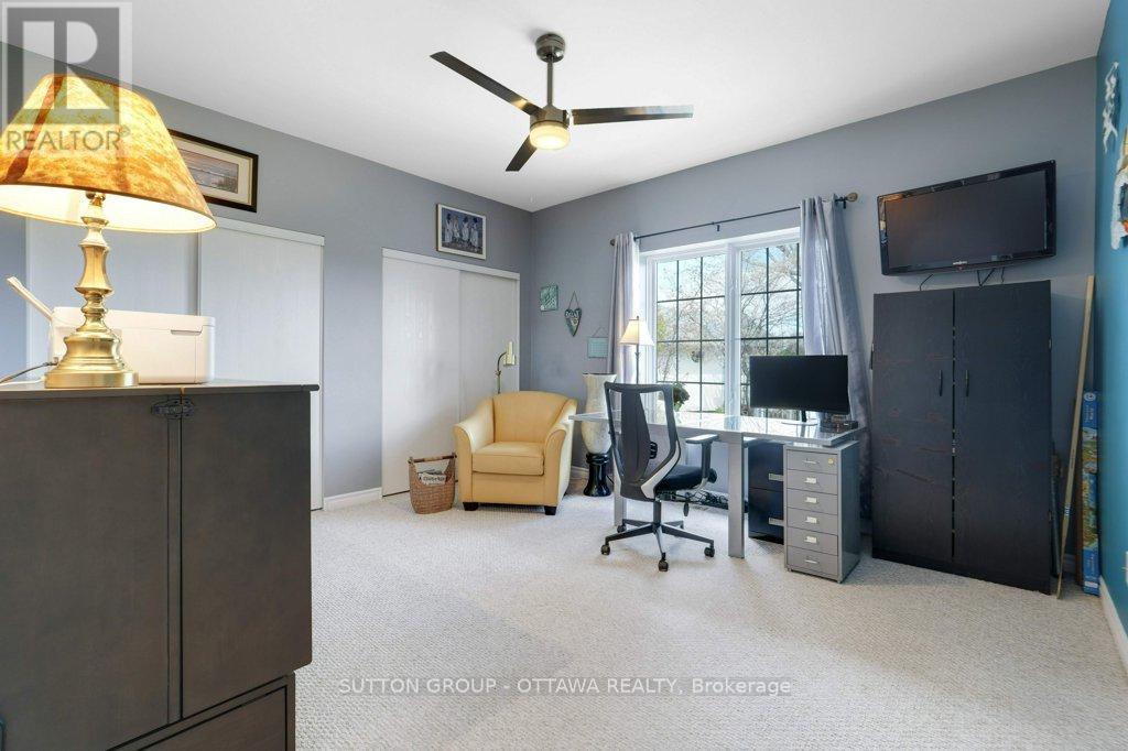 6881 LAKES PARK DRIVE - 24
