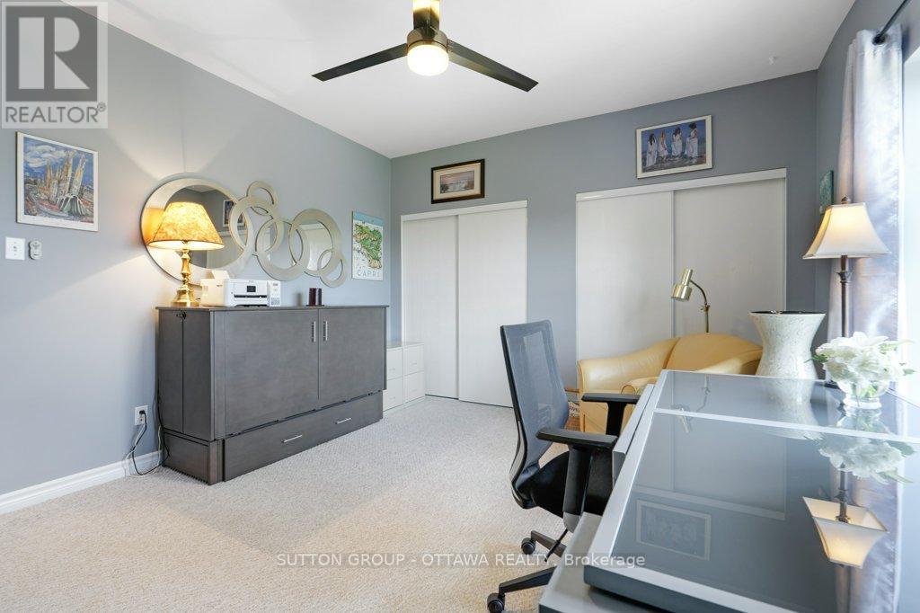6881 LAKES PARK DRIVE - 25