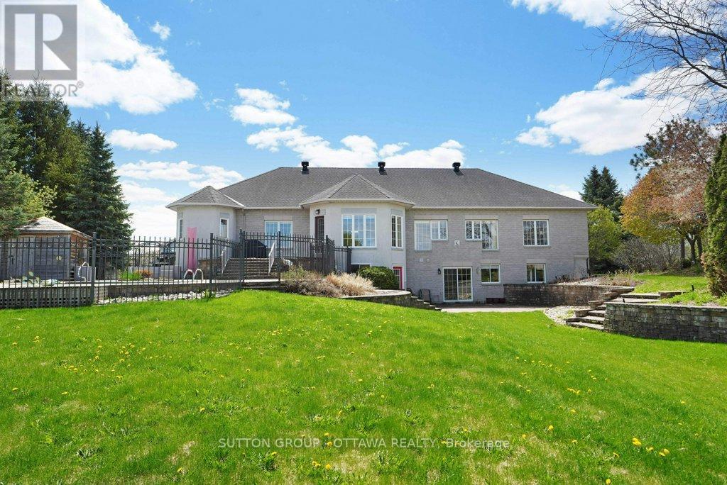 6881 LAKES PARK DRIVE - 44