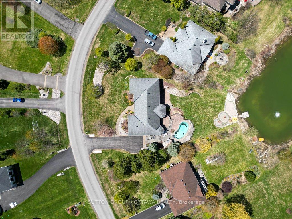 6881 LAKES PARK DRIVE - 48