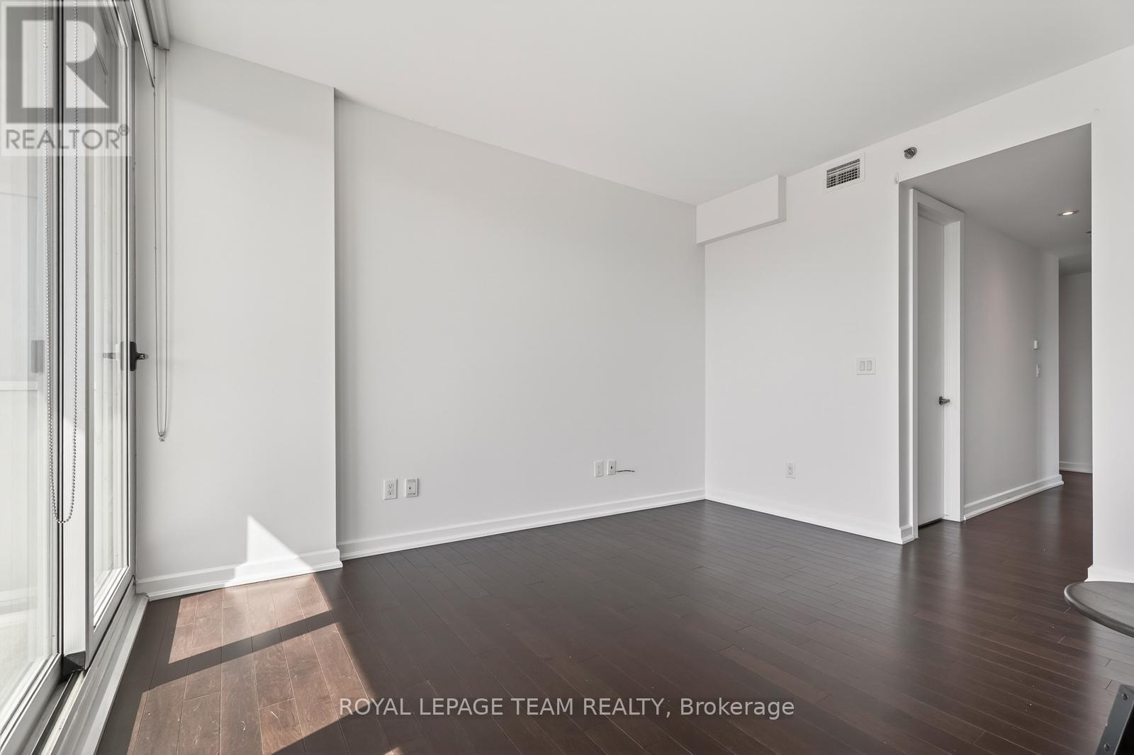 #604 300 LISGAR STREET - 13