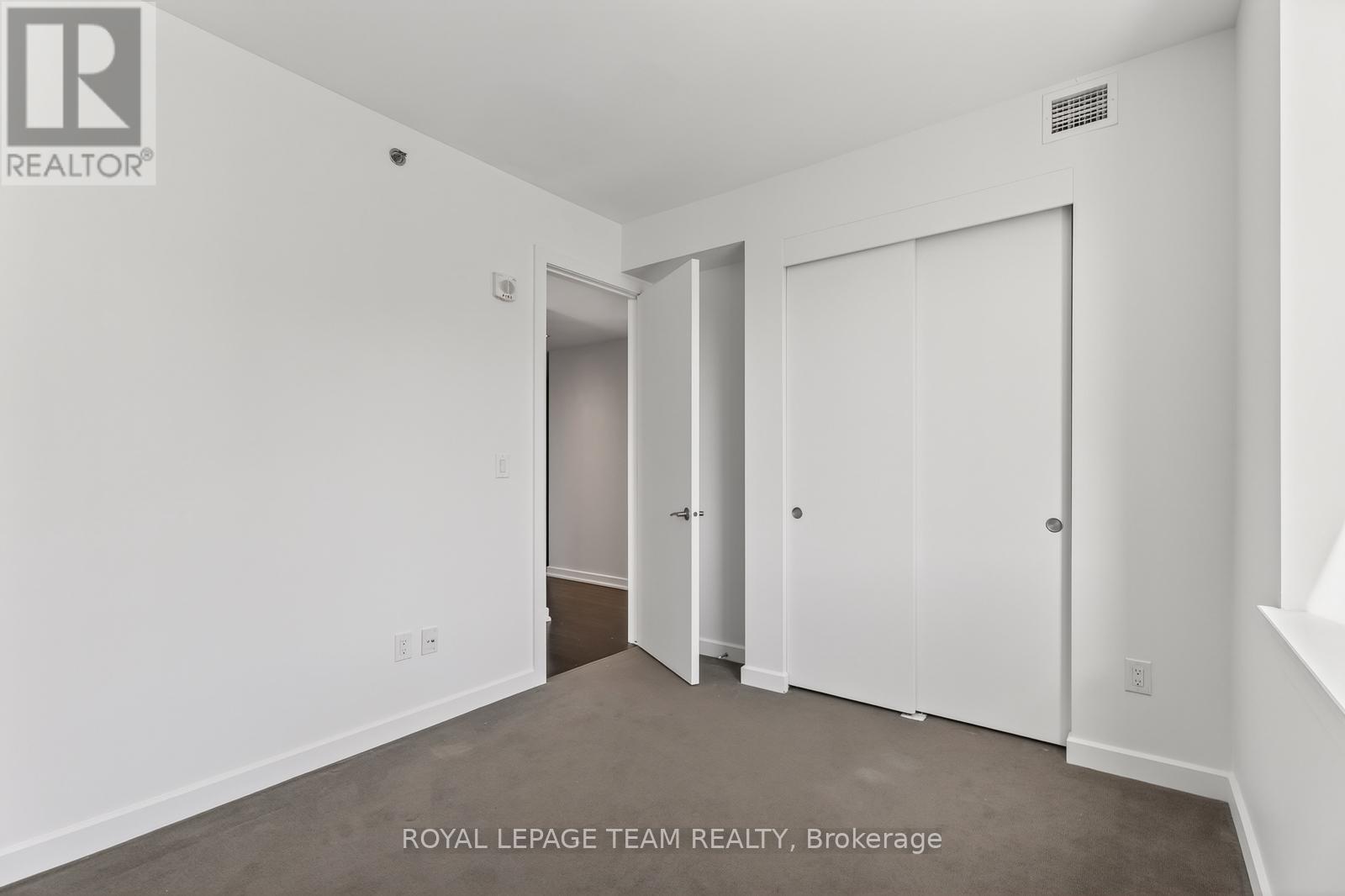 #604 300 LISGAR STREET - 20