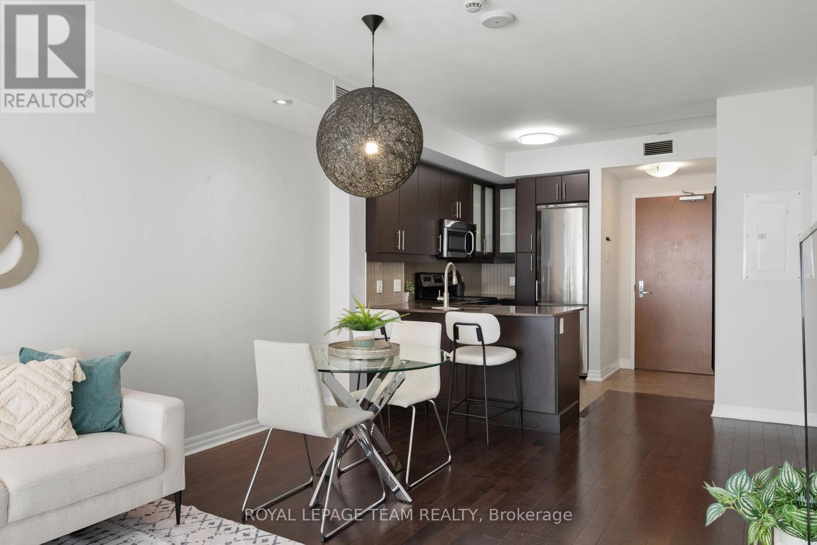 #2406 242 RIDEAU STREET - 16
