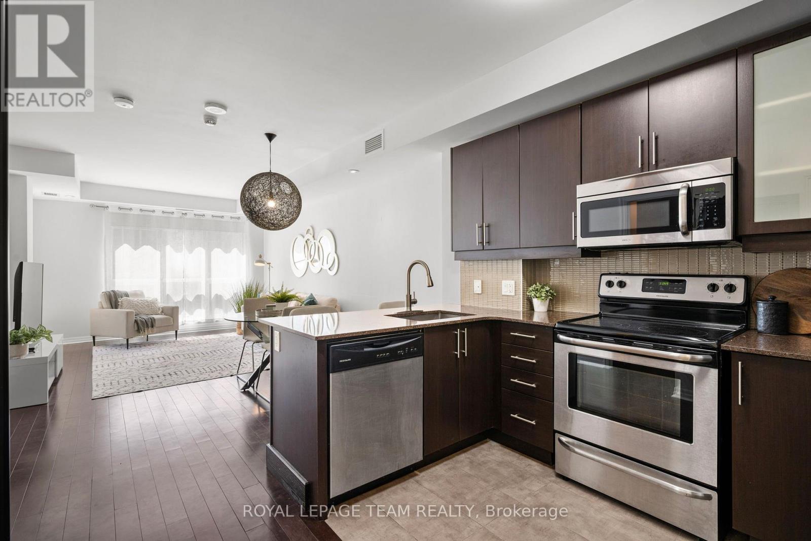 #2406 242 RIDEAU STREET - 7