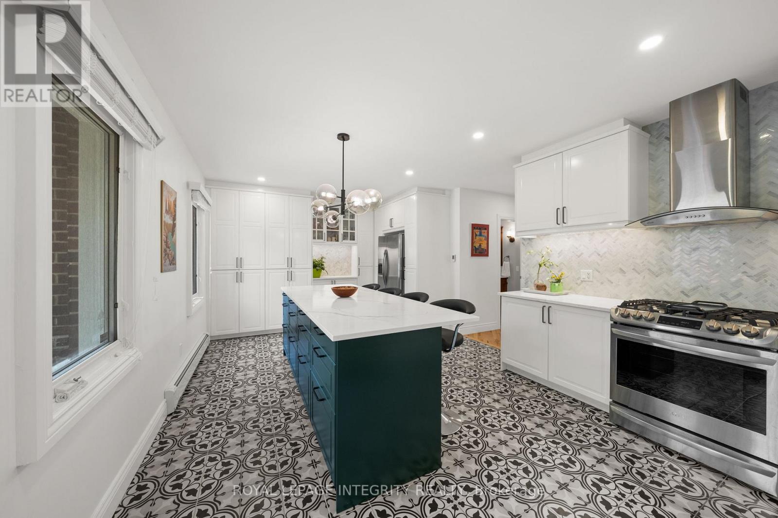 45 GOULBURN AVENUE - 8