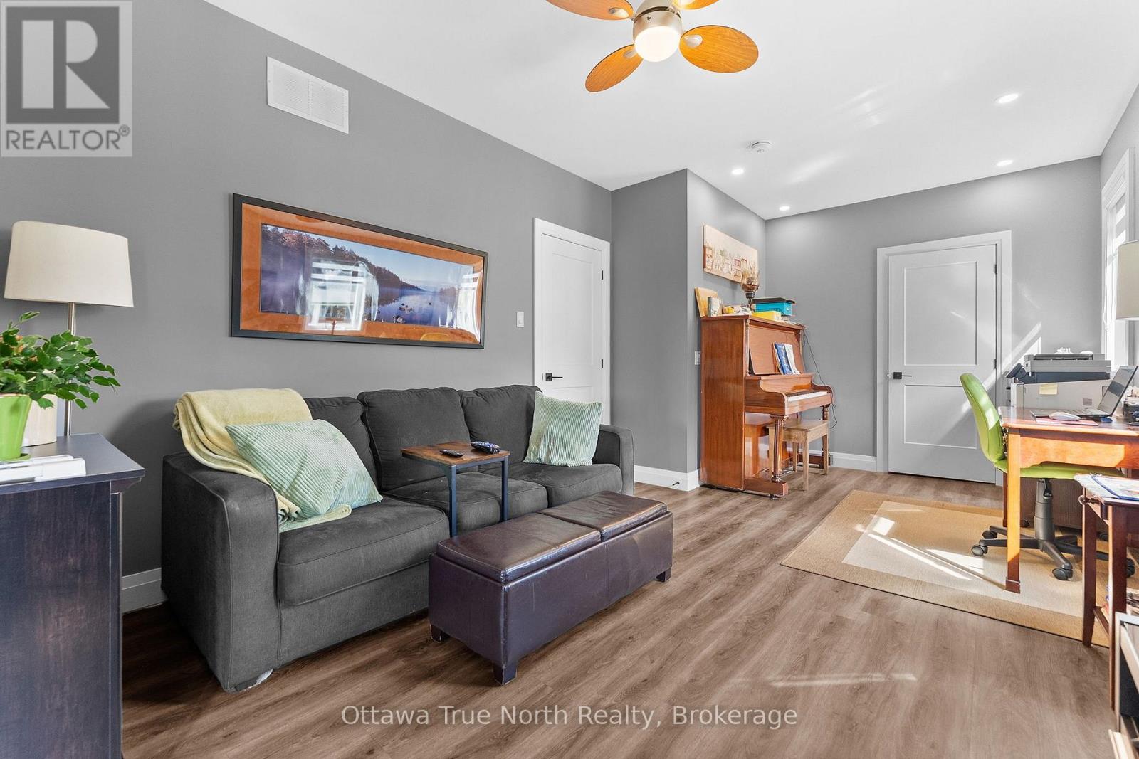 1018 MACNABB ROAD - 25
