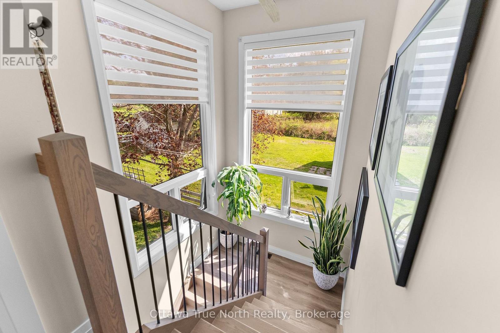 1018 MACNABB ROAD - 28