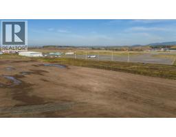 Living room of 2160 BOUNDARY ROAD · Prince George, BC