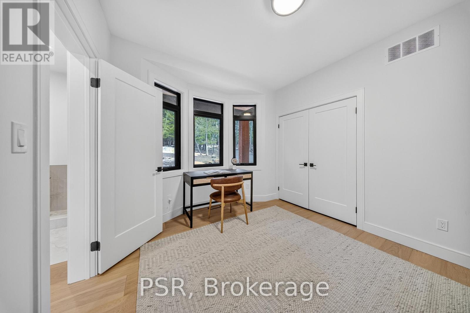 40 CALOW ROAD - 24