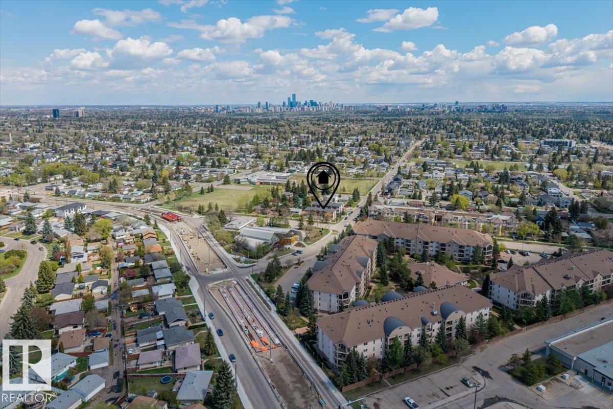 9005 156 ST NW - 33