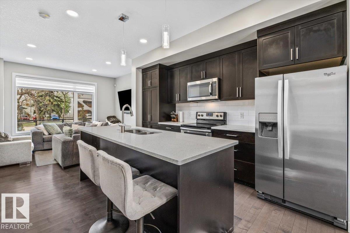 9005 156 ST NW - 10