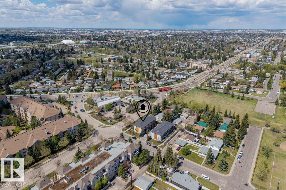 9005 156 ST NW - 32