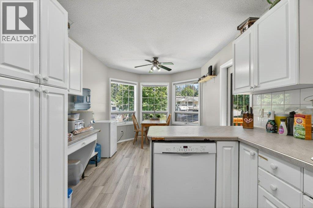 1641 17 Street SE - 10