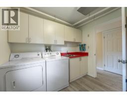 1500 Harding Street, Summerland, BC V0H1Z9 Photo 33