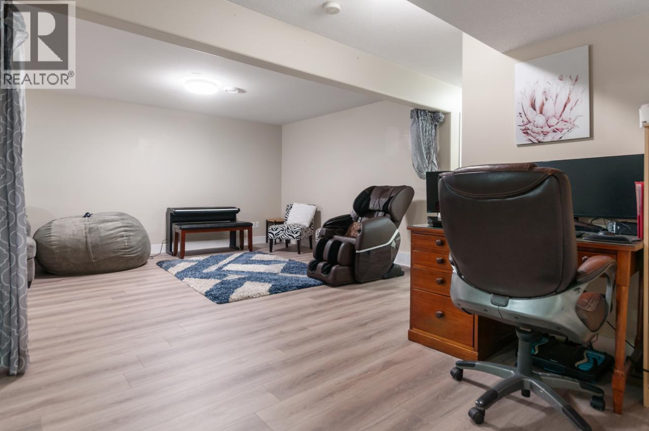  3121 EVERGREEN Drive, Penticton