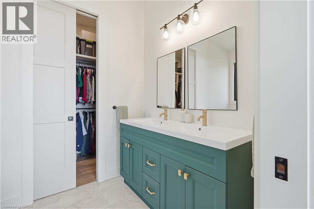 4642 ANDERSON Avenue - 25