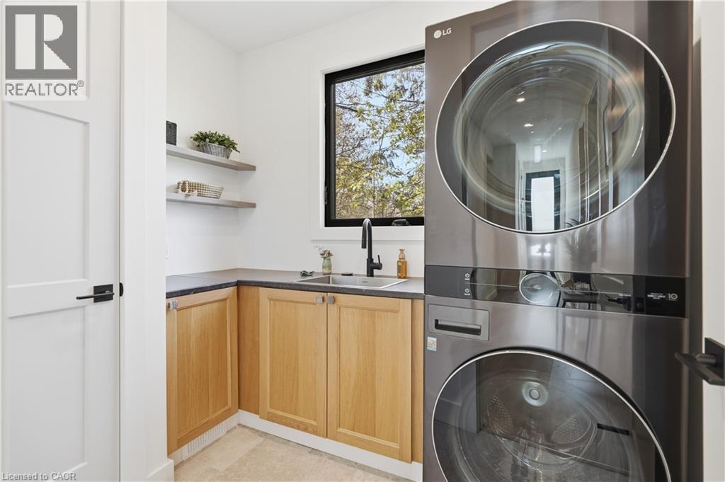 4642 ANDERSON Avenue - 33