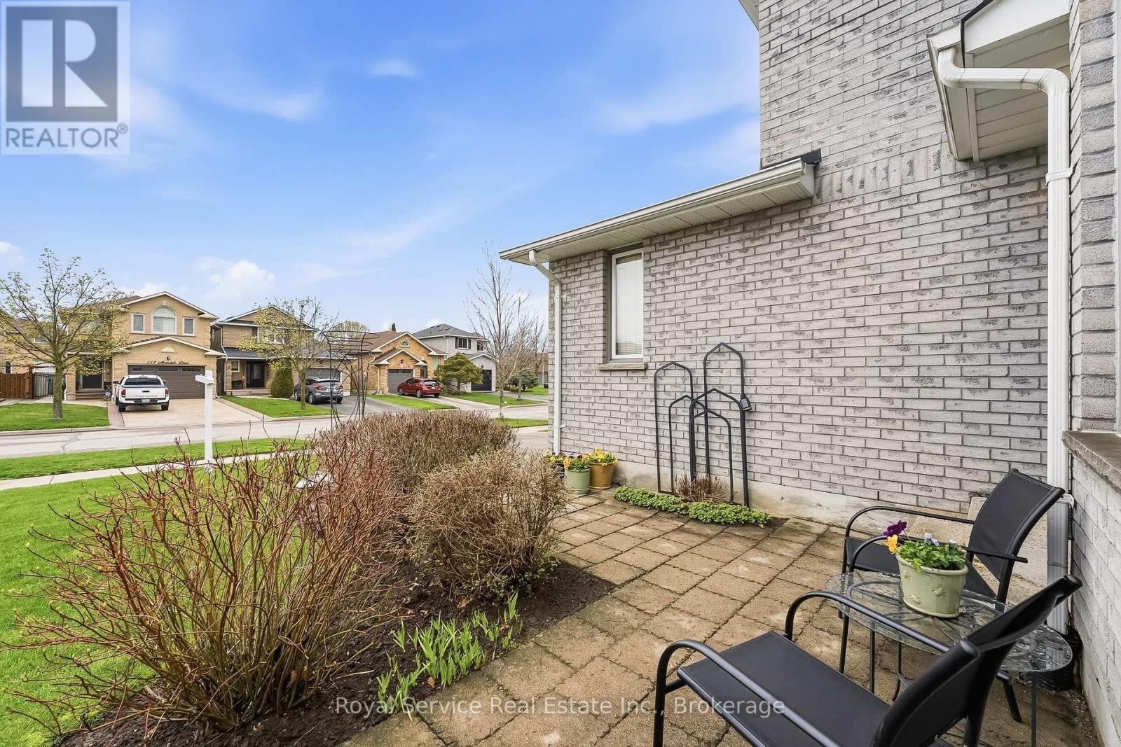 116 AVONDALE DRIVE - 3