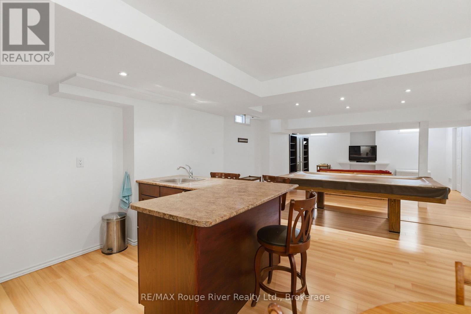 46 WETHERBURN DRIVE - 38