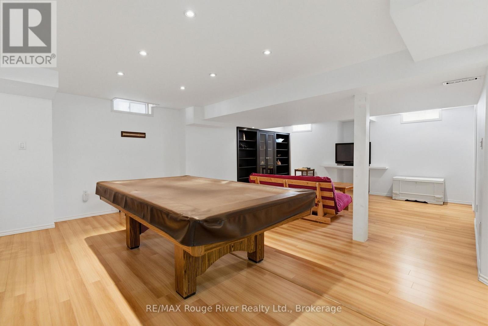 46 WETHERBURN DRIVE - 39