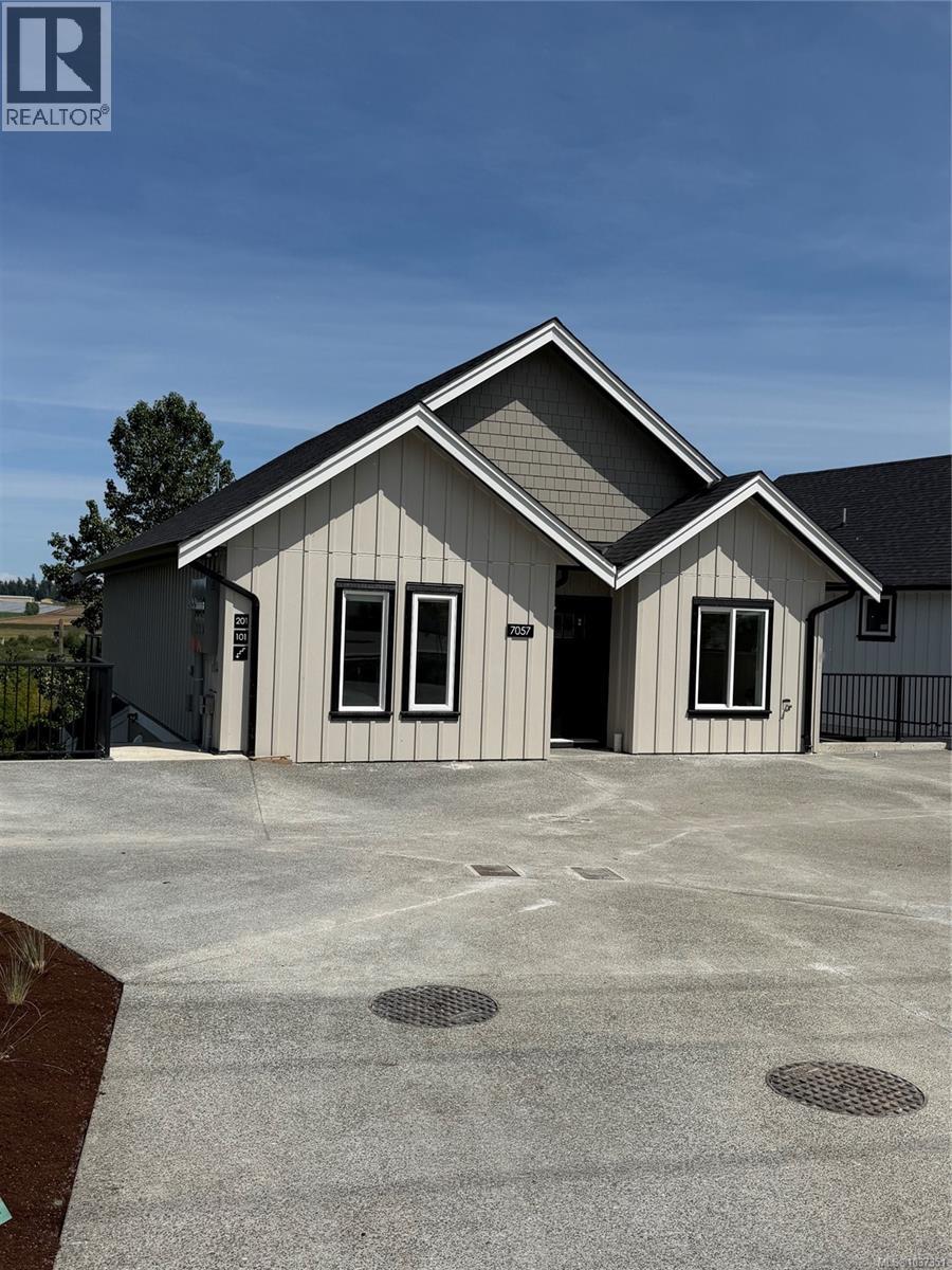#101 7057 Central Saanich Rd - 15