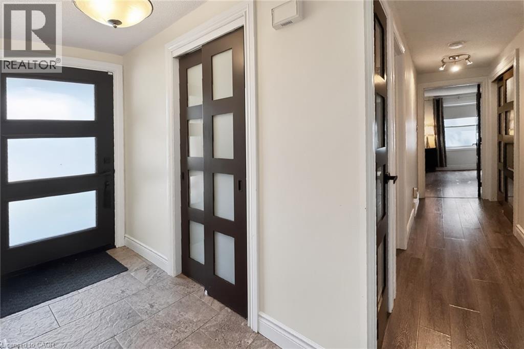 12 FIELDSTONE Walk - 6