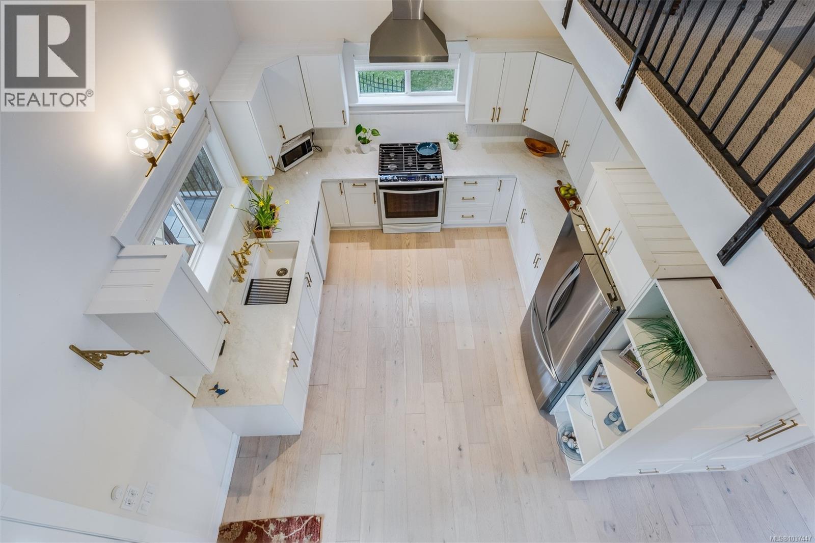 1502 FULFORD-GANGES Rd - 29