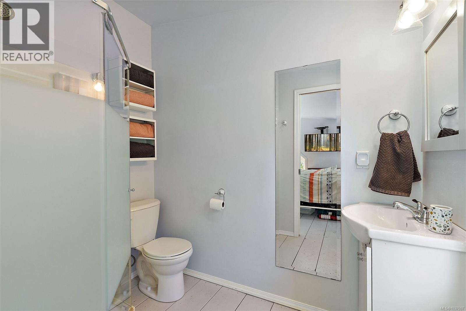 9709 Youbou Rd - 21