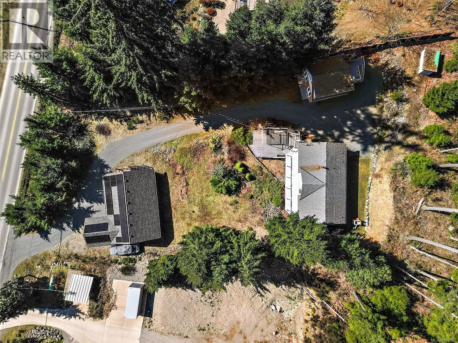 9709 Youbou Rd - 36