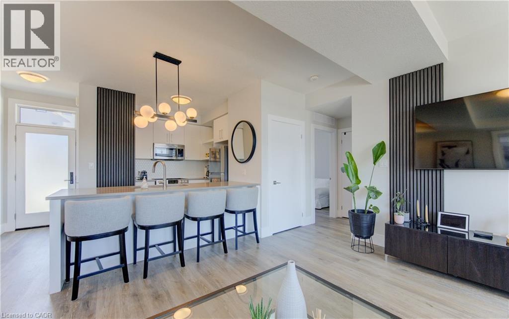 54 W BRIDGE Street W Unit# 23, Kitchener, Ontario, N2K0G4 — Photo 3