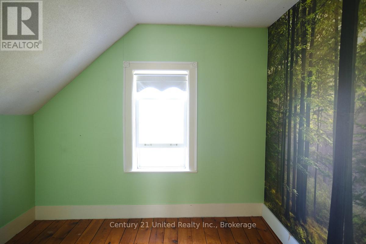 327 CONCESSION RD 6 E - 19