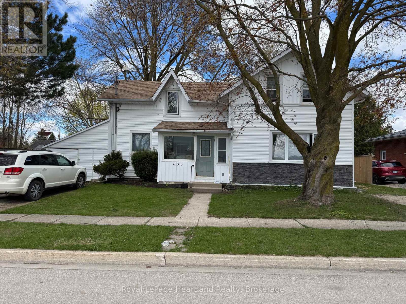 635 YONGE STREET - 1