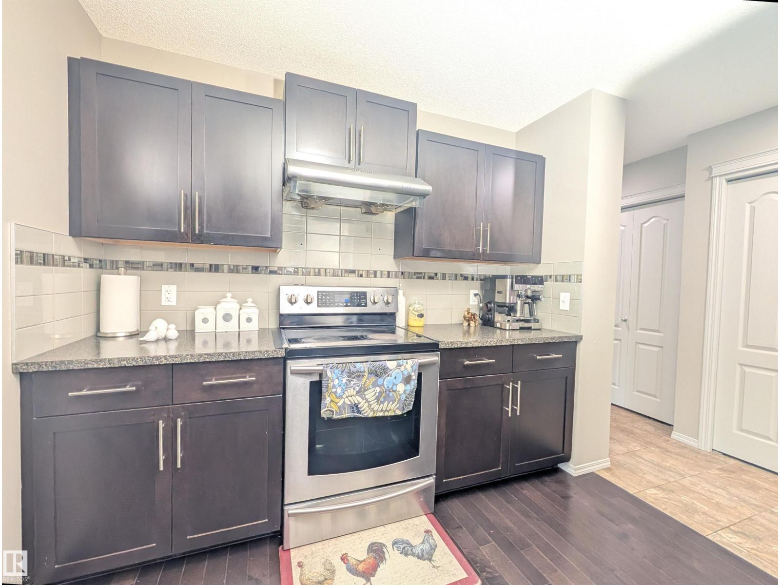 3336 17B AV NW - 7
