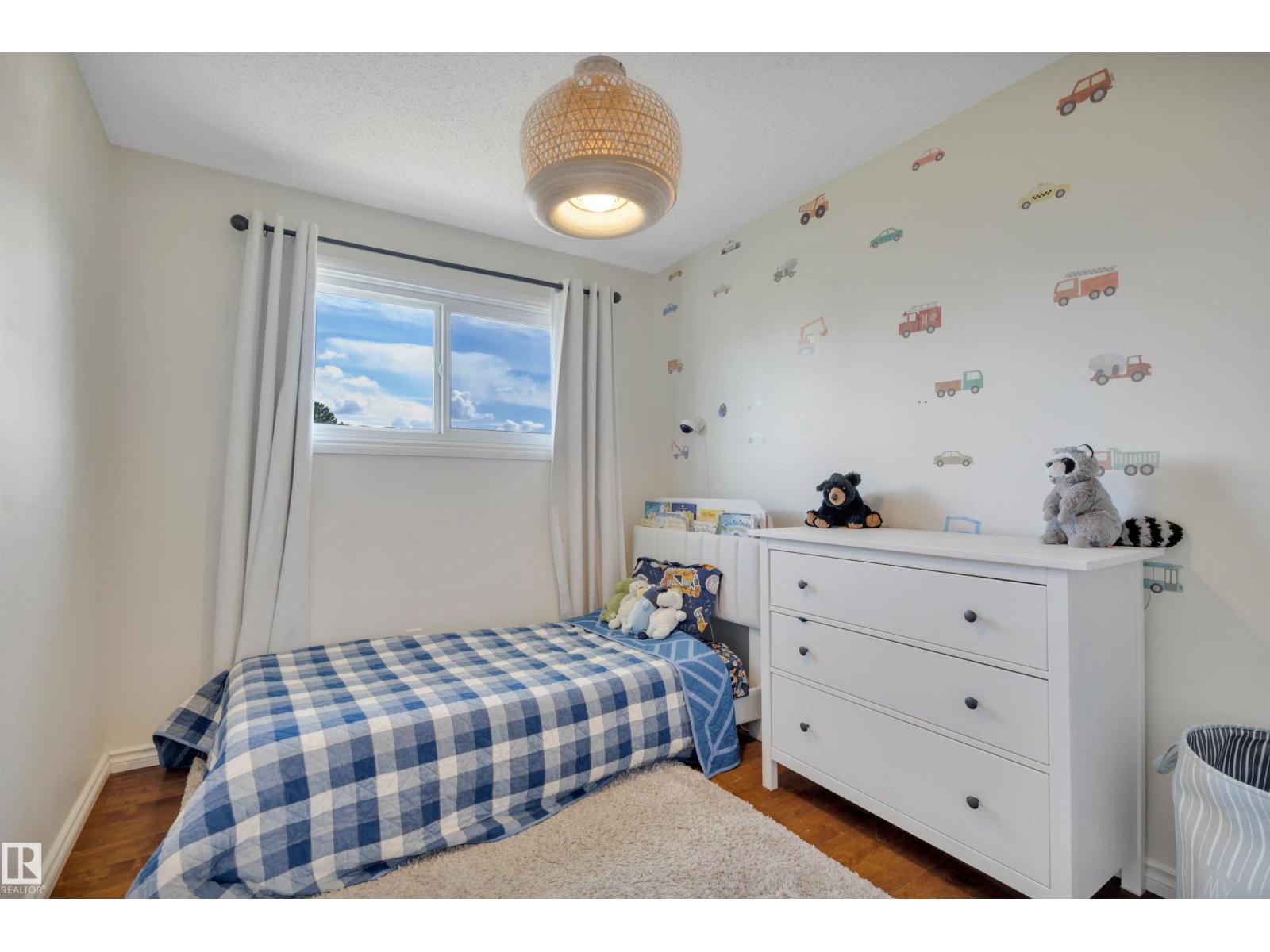 14104 79 ST NW - 16