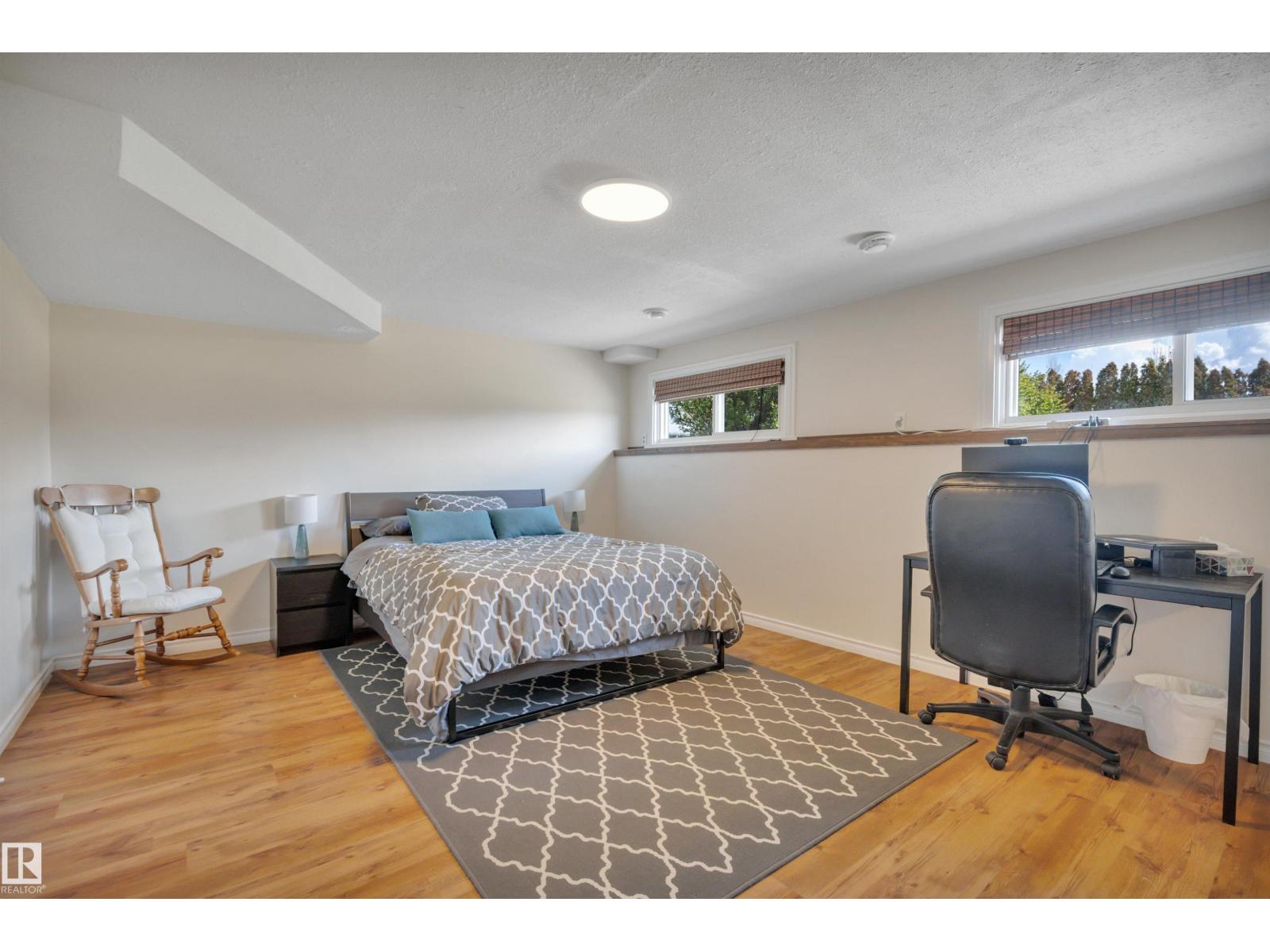 14104 79 ST NW - 18