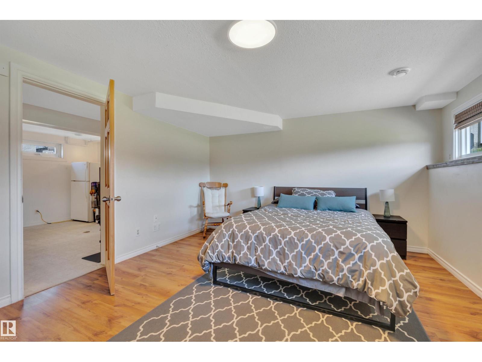 14104 79 ST NW - 20