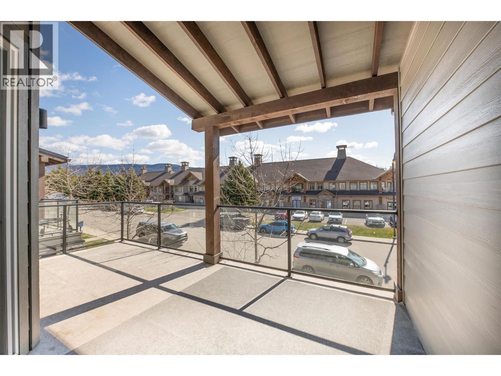 12840 Stillwater Court Unit# 11, Lake Country