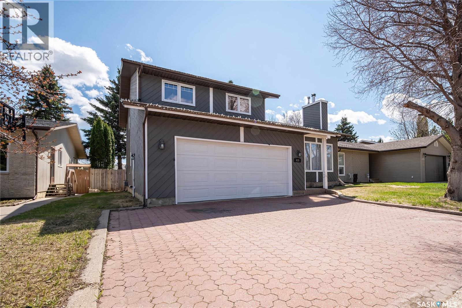 435 Christopher ROAD - Image 2