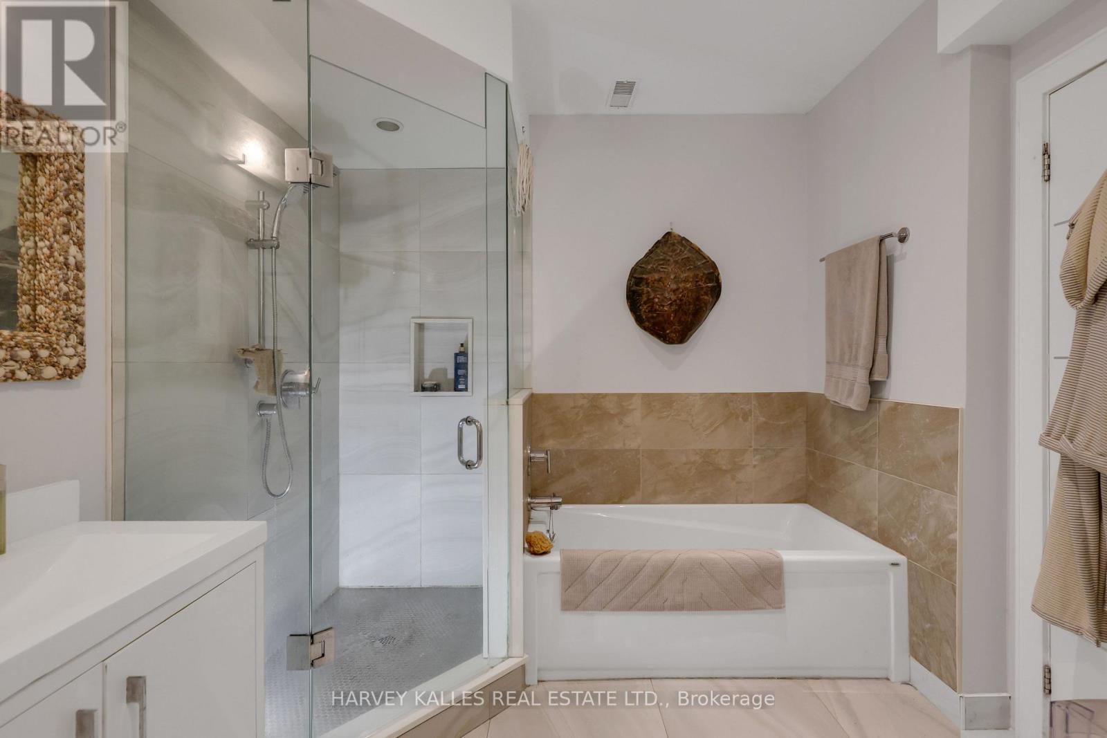 84 EDITH DRIVE - 39